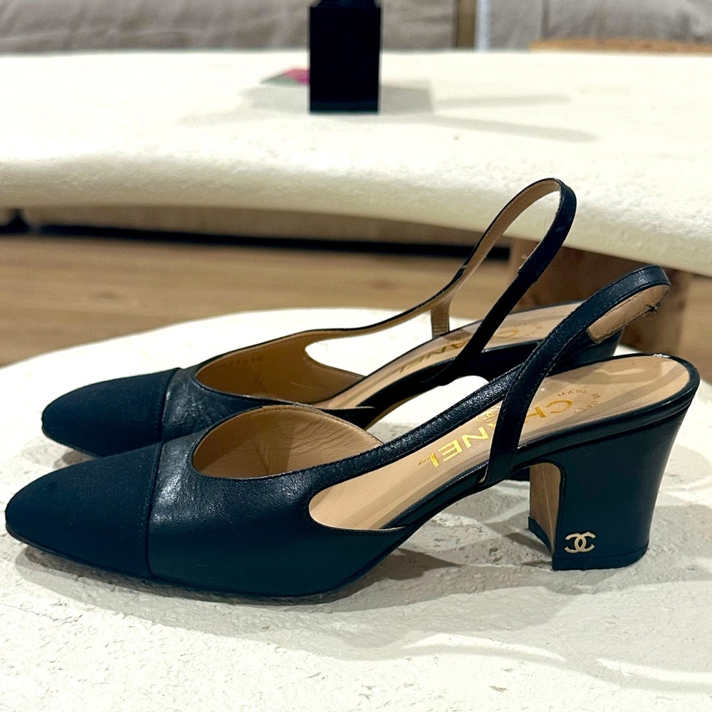 Chanel Black Slingback sz 37